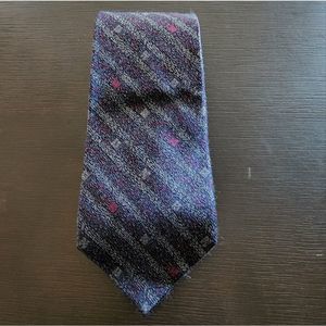 International Passport Necktie